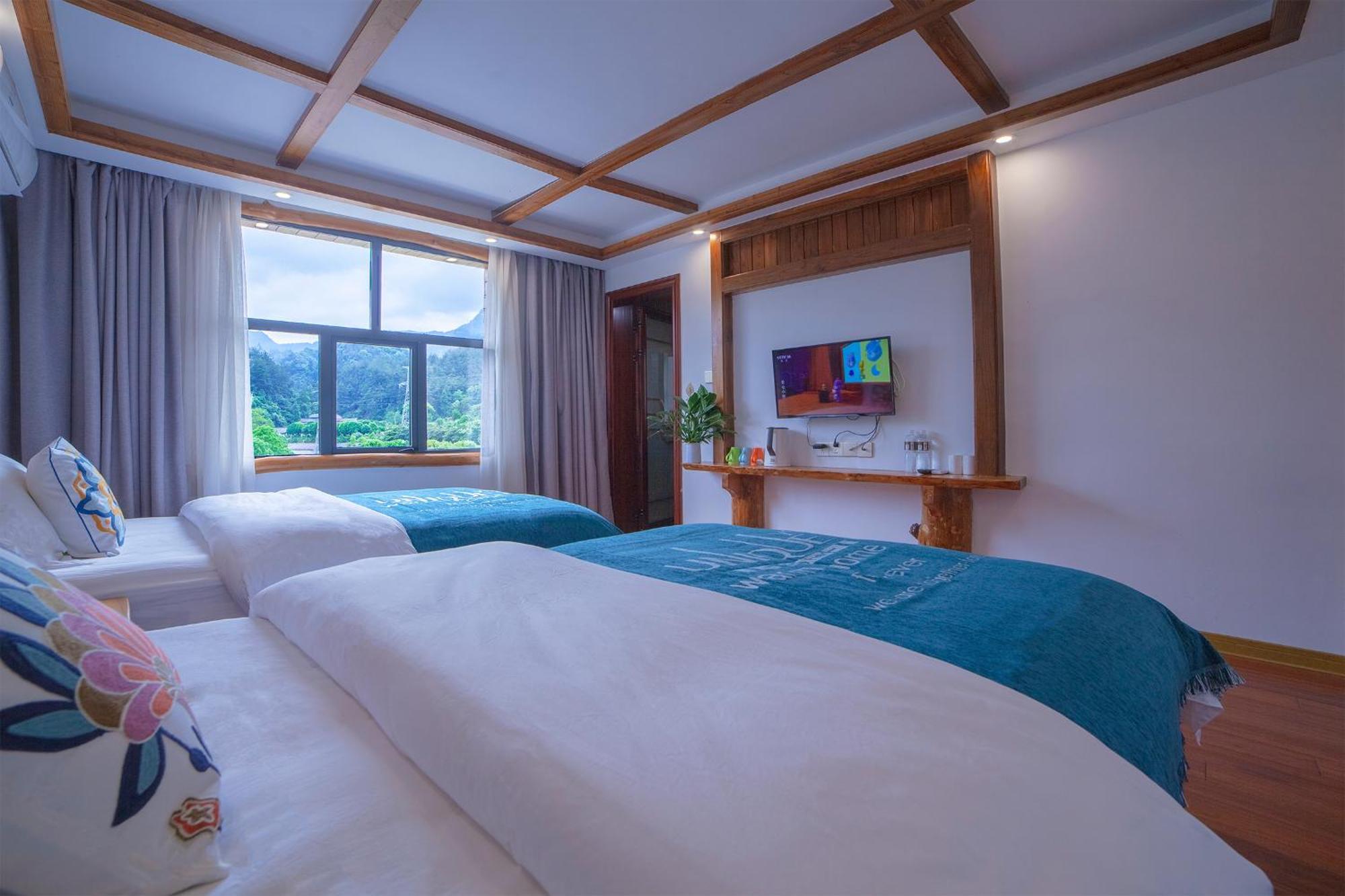 Easy House Hotel Zhangjiajie Exterior photo